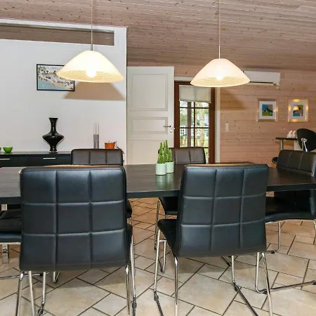 6 Person Holiday In Bl Vand Dom wakacyjny