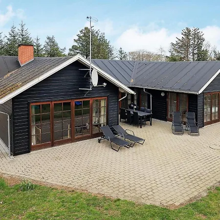 6 Person Holiday In Bl Vand Dom wakacyjny