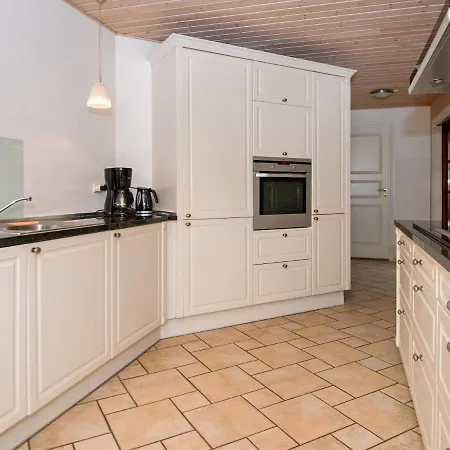 6 Person Holiday In Bl Vand Dom wakacyjny